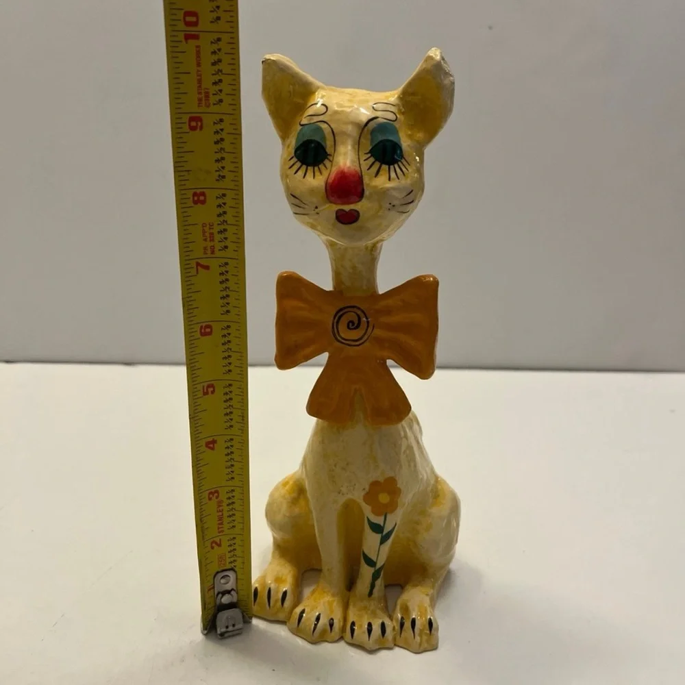 VINTAGE PAPER MACHE CAT FOLK ART